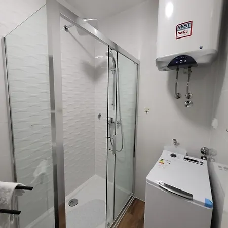 Apartamento Pegi Šimuni